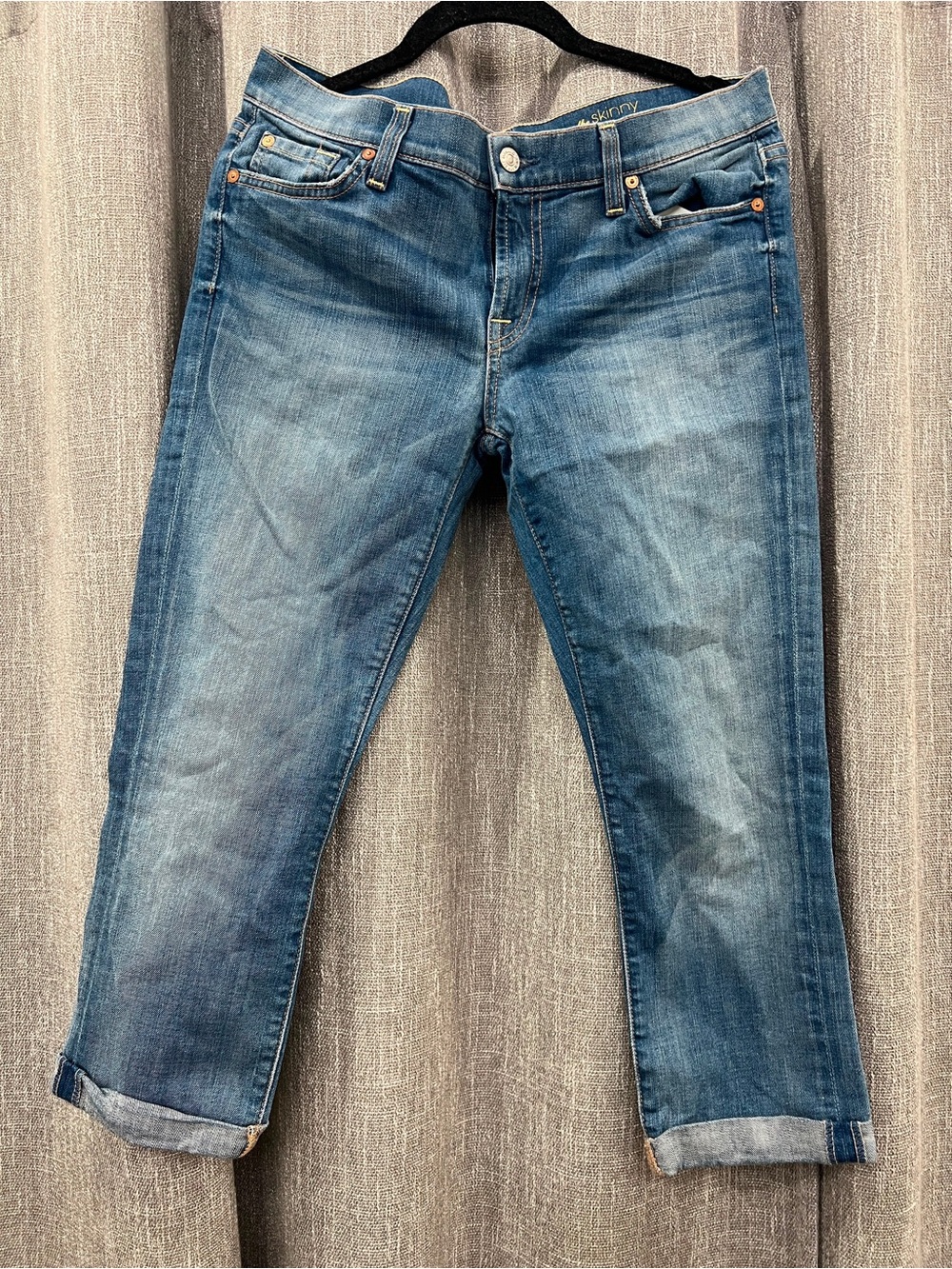 Women's Midwash Cropped Denim Capris